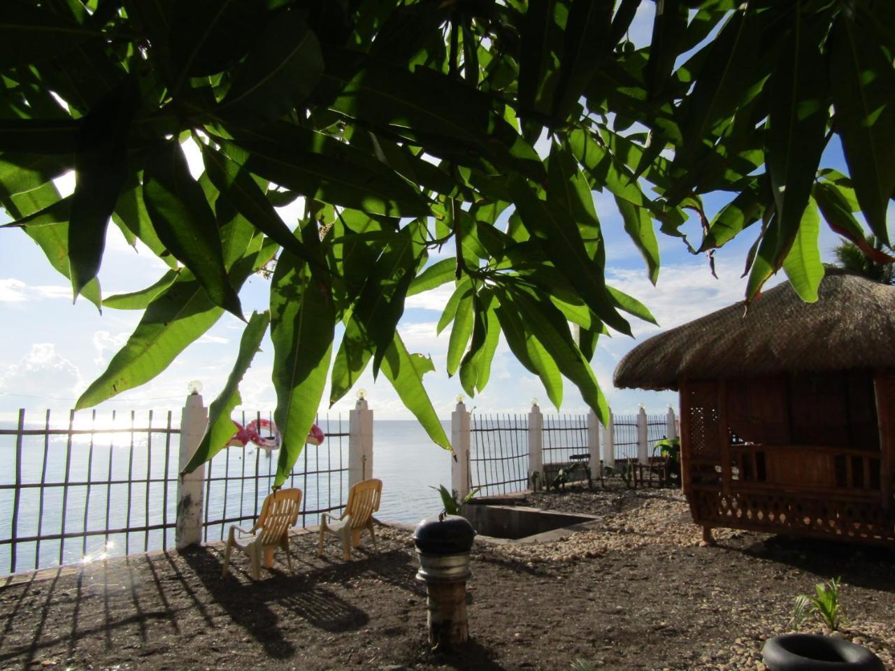 Bamboo Village On The Beach Catmon Kültér fotó